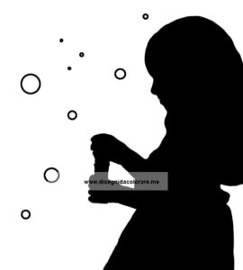 bambina bolle sapone